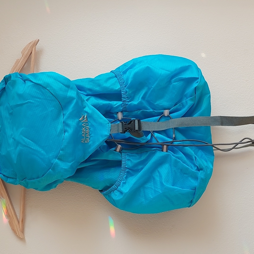 Alaska Summit Lightweight Hiking Backpack Light Blue